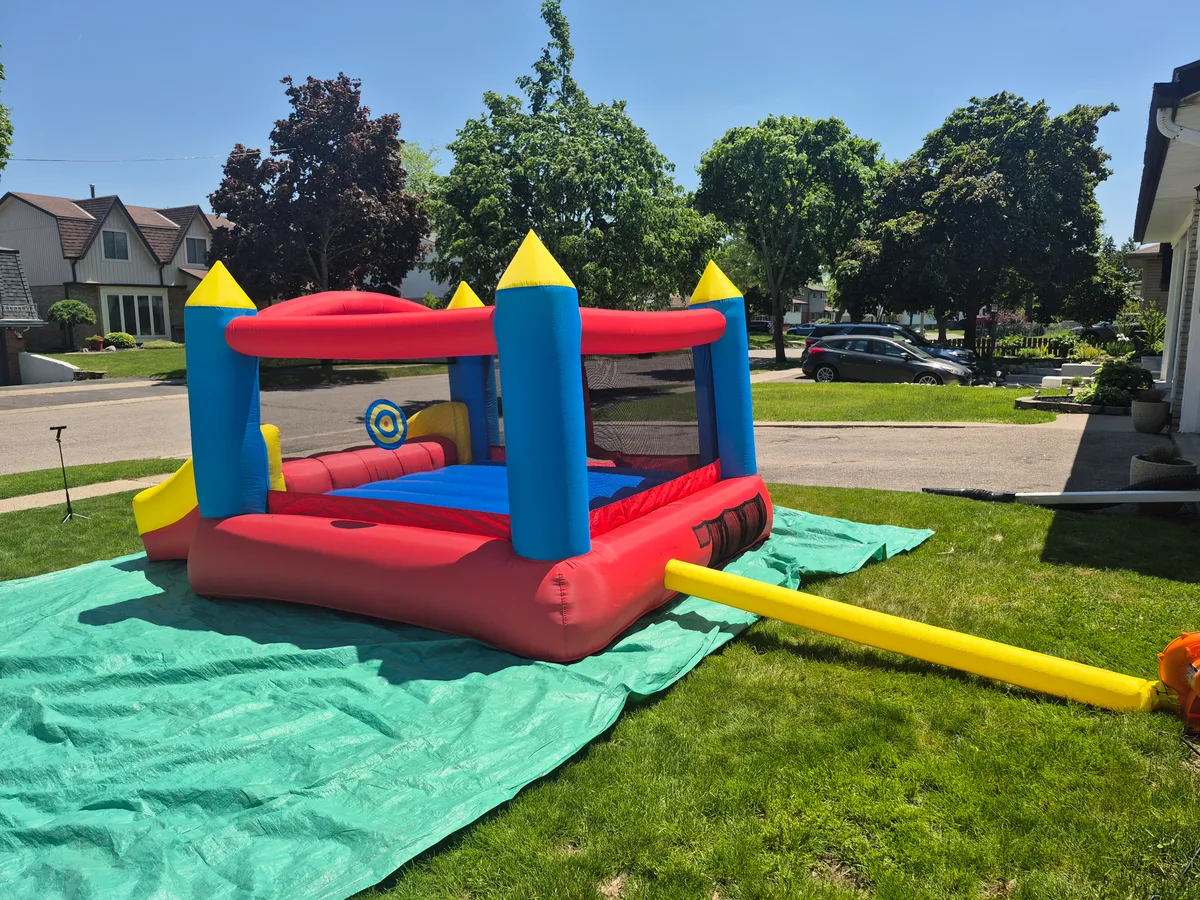 Classic  Bounce Castle — photo 3